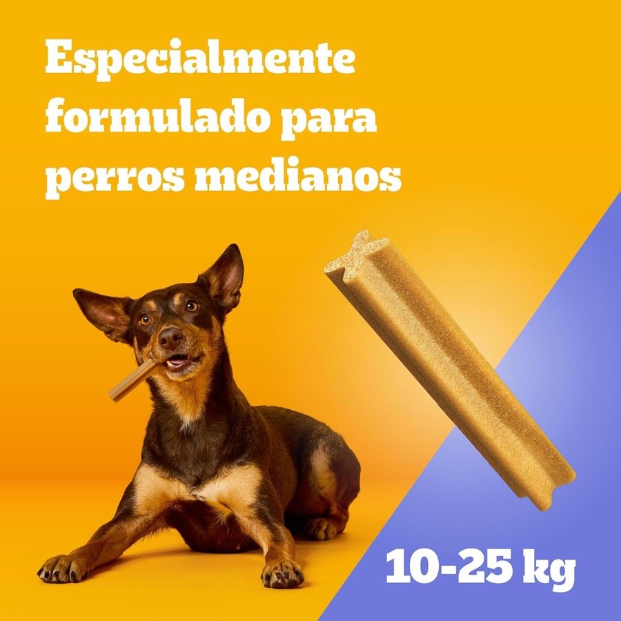 Ver imagen 6 de 6: Perro mediano masticando un stick dental Pedigree Dentastix