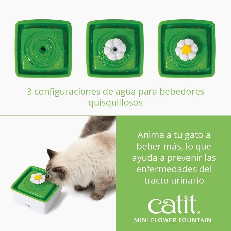 Ver imagen 3 de 6: Las tres configuraciones de caudal de la Mini Flower vistas desde arriba, junto a un gato bebiendo del chorro