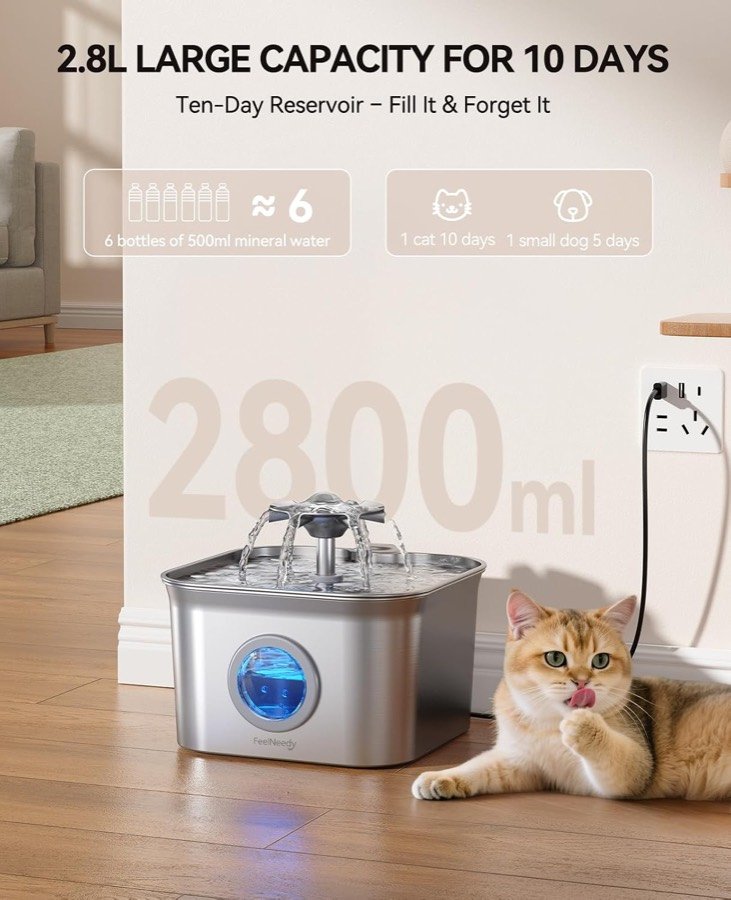 Ver imagen 2 de 6: Lámina del fabricante con el reclamo de 2.800 ml y diez días de autonomía junto a un gato tumbado