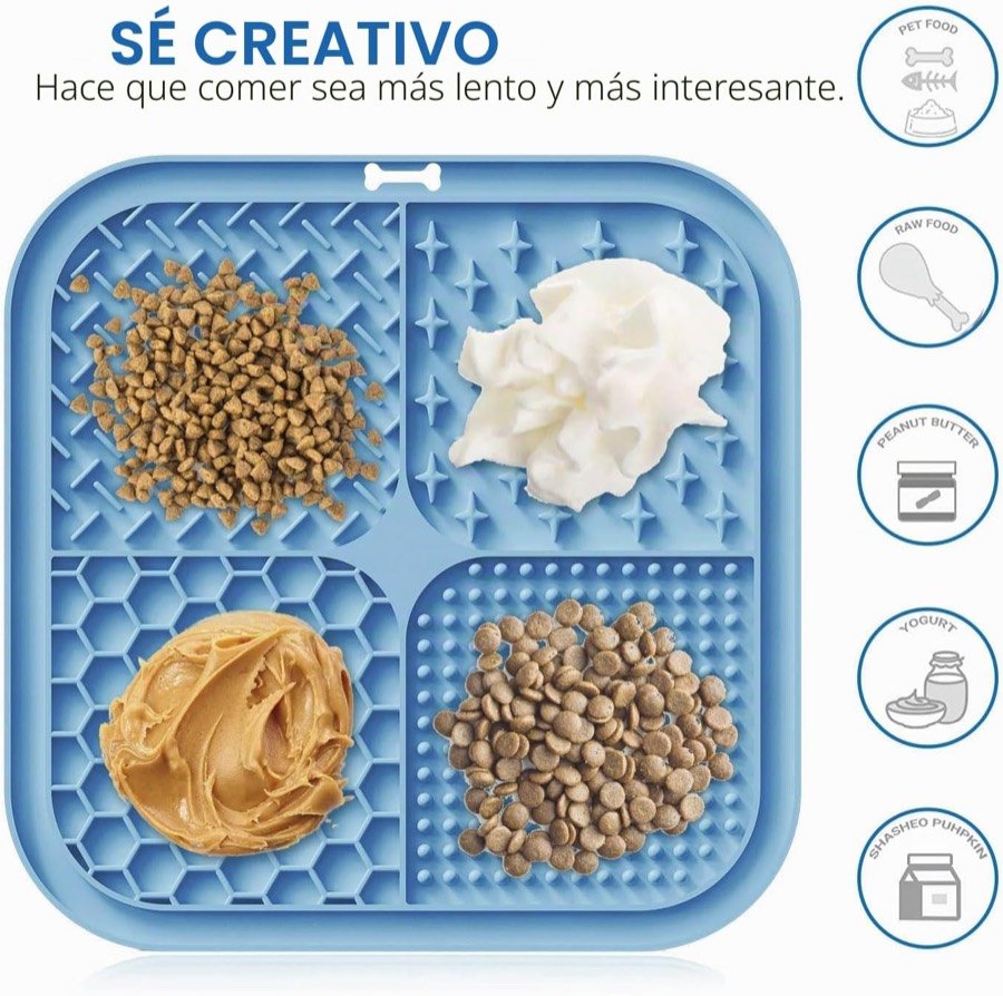 Ver imagen 3 de 6: La alfombrilla con sus cuatro cuadrantes rellenos de pienso, crema, mantequilla de cacahuete y croquetas